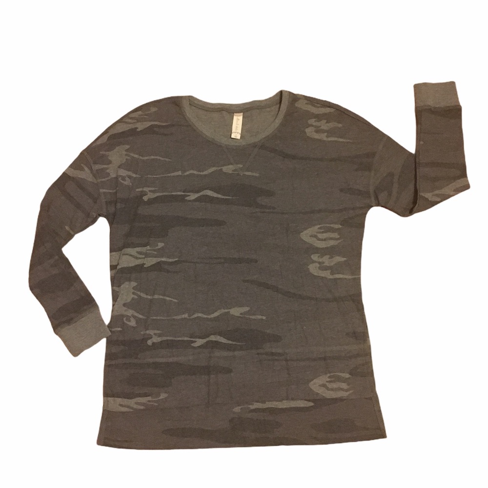 Altar’d State Camo Thermal Top - S
